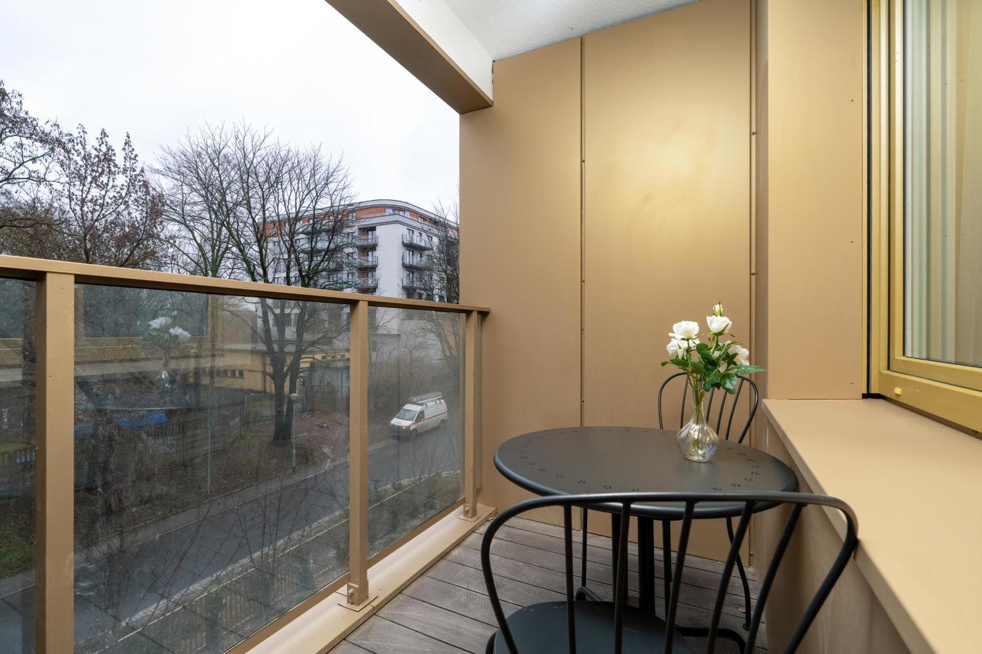 City Center Apartments With Gym & Free Garage Poznan By Noclegi Renters Экстерьер фото